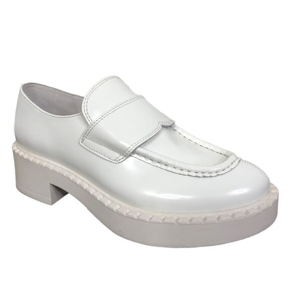 NEW Jeffrey Campbell White Leather Librarian Loafer Women's Size 6 - Picture 1 of 11